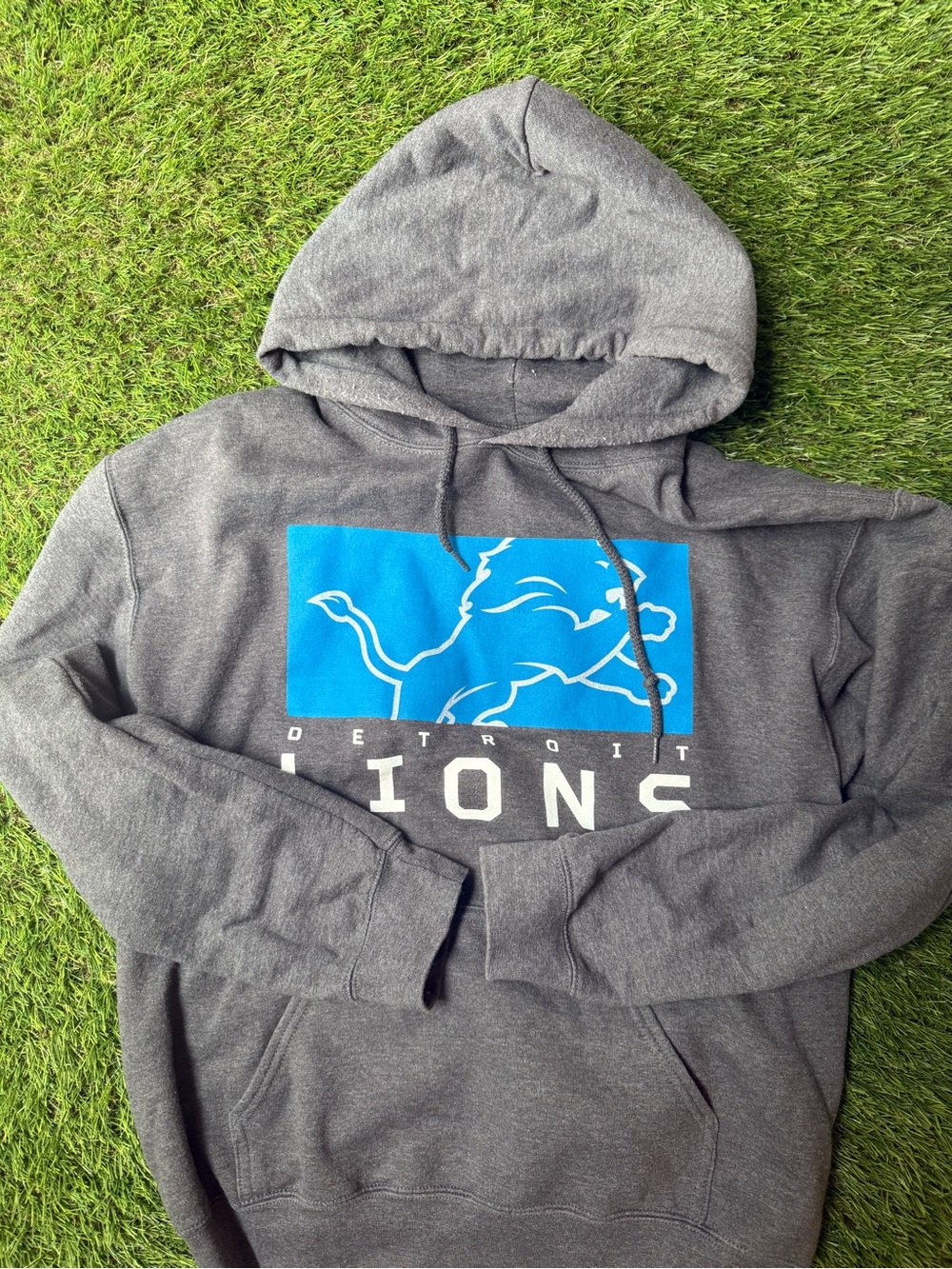Fanatics Dark Grey Men’s Detroit Lions Hooded Sweatshirt